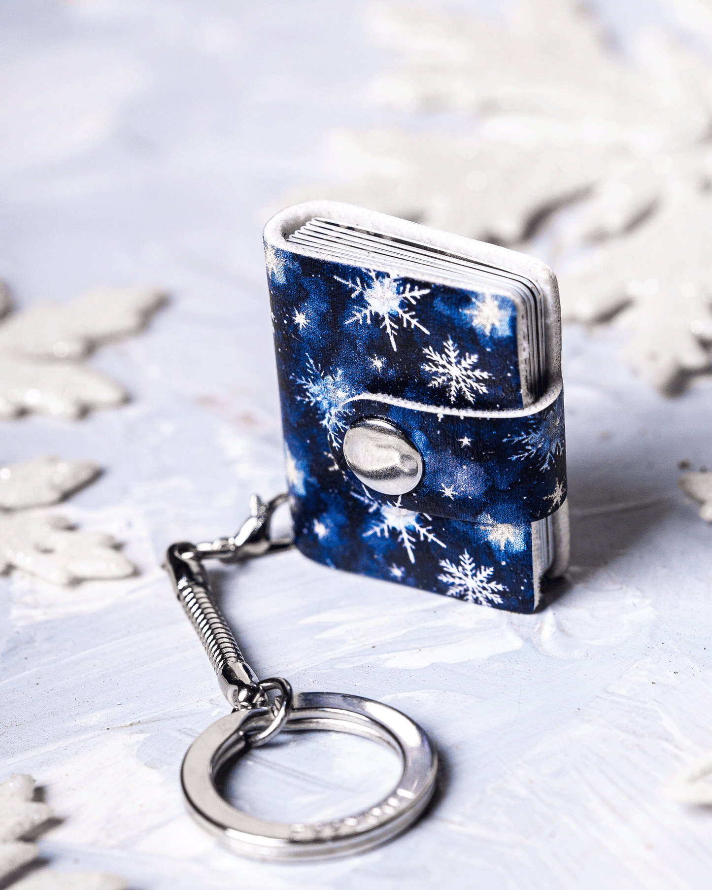 Snowflake Bookeez